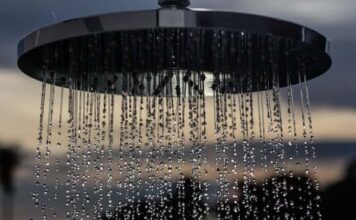 ลาก่อนน้ำไหลเอื่อย: เลือกฝักบัวอาบน้ำให้แรงเต็มกำลัง ด้วยหลัก Fluid Flow Optimisation ลาก่อนน้ำไหลเอื่อย: เลือกฝักบัวอาบน้ำให้แรงเต็มกำลัง ด้วยหลัก Fluid Flow Optimisation