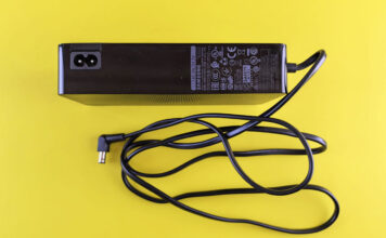 ราง 12V PSU: ตัวเลขบนสเปกที่หลายคนมองข้าม แต่คือหัวใจของความเสถียร ราง 12V PSU: ตัวเลขบนสเปกที่หลายคนมองข้าม แต่คือหัวใจของความเสถียร